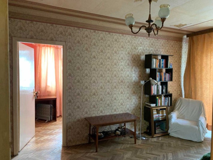 продам 2 кім. метро Голосіївська Маричанська вулиця, 12 - фото 1