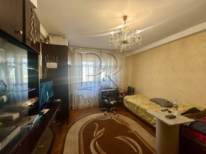 Продаж 2 кімн. квартири за адресою вул. Автозаводська, 25 - фото 1