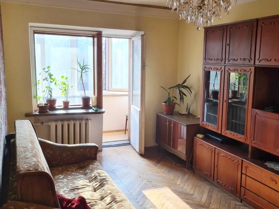 1-к квартира м.Голосіївська — 5 хв | 2 поверх | газ | від власника Киев