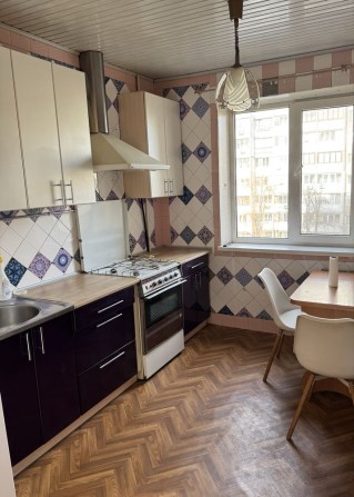 Простора 3-кімнатна квартира, Оболонь, Героїв Дніпра 7 - фото 1