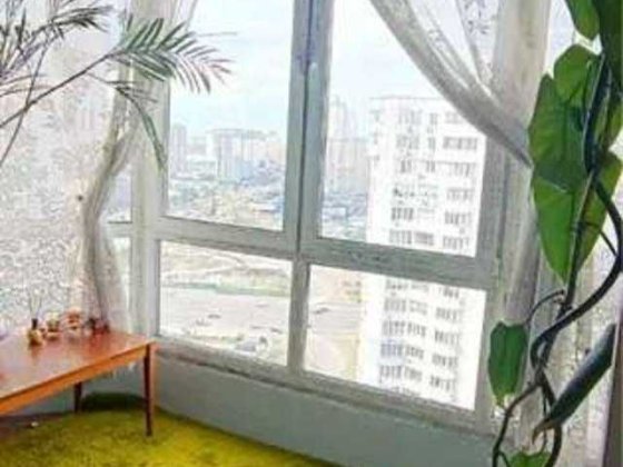 ПРОДАМ 2-кімнатну простору квартиру, вул. Єлизавети Чавдар 1 Київ