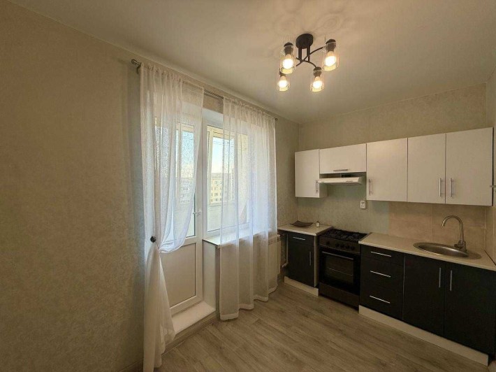 Квартира 1к Прирічна 19В - фото 1