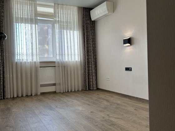 Продам свою 1-кімнатну квартиру в ЖК Традиція, метро Позняки Київ