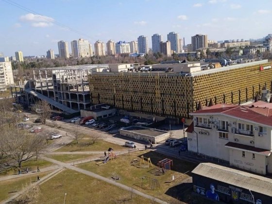 Продаж 2-х кімнатної квартири по вул. Малишка 3