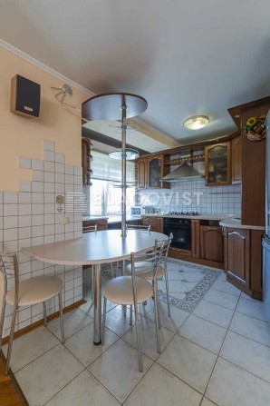 Продам 4 кім квартиру Космічна, 6 Чернігівська Дарниця парк ремонт - фото 1