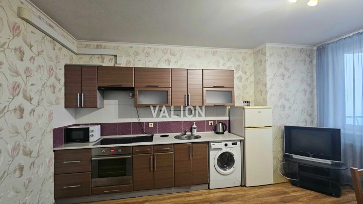 Продаж 3 к. квартири 164 м2 в ЖК Сонячна Брама вул Ю. Здановської 71-Г - фото 1