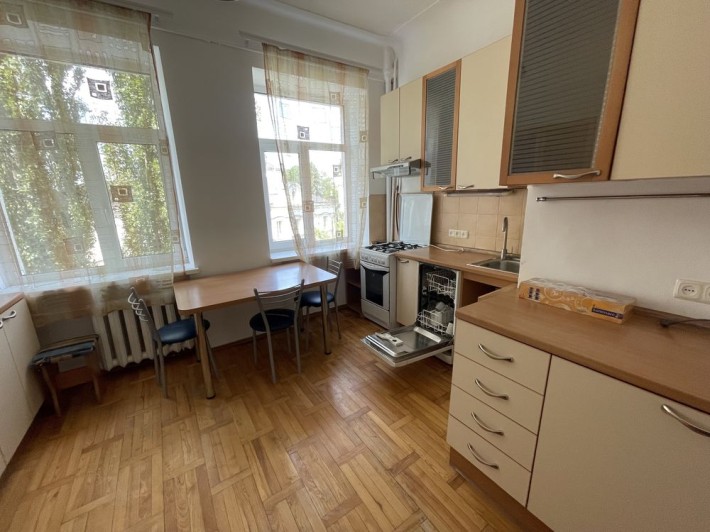 Продаж 3-к кв Богомольця 7/14 М Арсенальна Палац Спорту - фото 1
