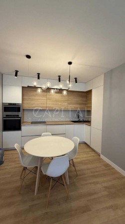 Продам 4к квартиру 90м2 3 поверх ЖК Комфорт Таун - фото 1