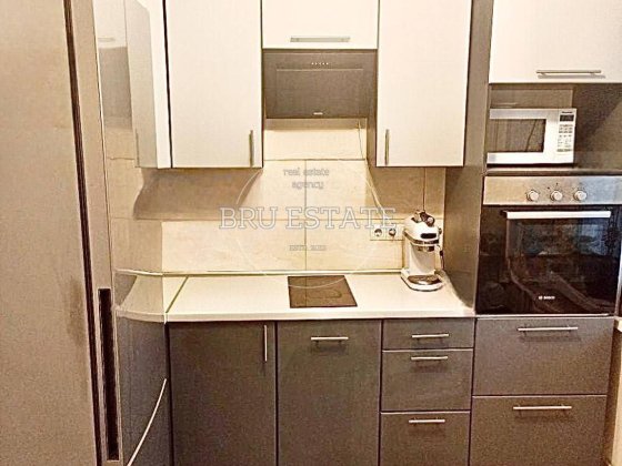 Продаж 1 к квартири Оболонь Мінська Ремонт середній поверх