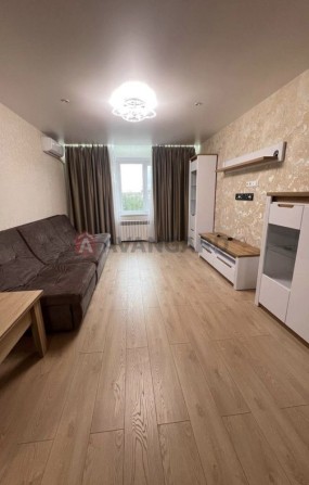 В продаже 3-ох ком квартира Кипитпльный ремонт Тополь 1 Терра - фото 1