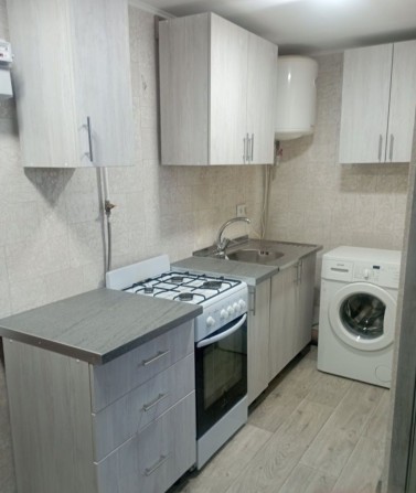 Продається 1 Кімнатна Квартира В Самому Центрі Міста - фото 1