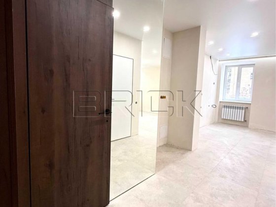 Продаж 1к квартири Володимирська Олімпійська Центр Печерськ Київ