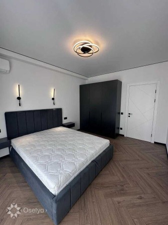 Продаж 2-к квартири з дизайнерським ремонтом ЖК Нова Англія будВіндзор - фото 1