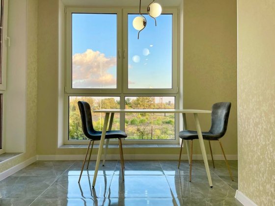 Продаж квартири з ремонтом у новобудові Дніпро