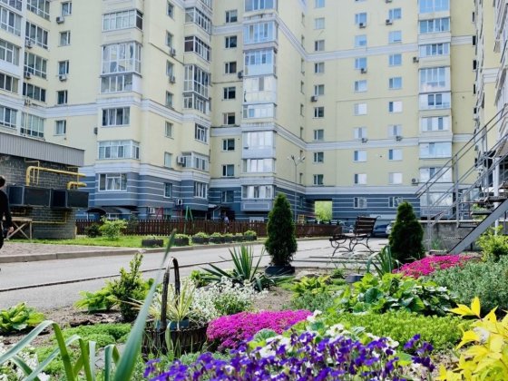 ЕКСКЛЮЗИВНА ПРОПОЗИЦІЯ!!!Велика 1на кв-ра по Проспекту Перемоги 119 а! Чернігів