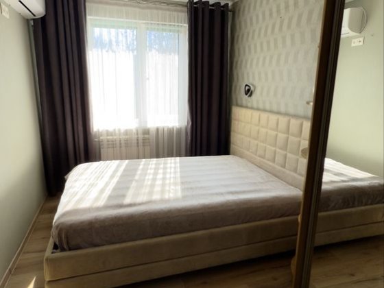 Зх кімнатна в центрі Житомир