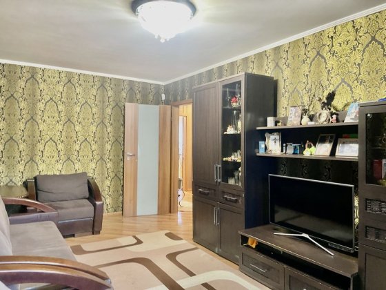 Продам 3х кімн кв Хлібна АО( Віктор) Житомир