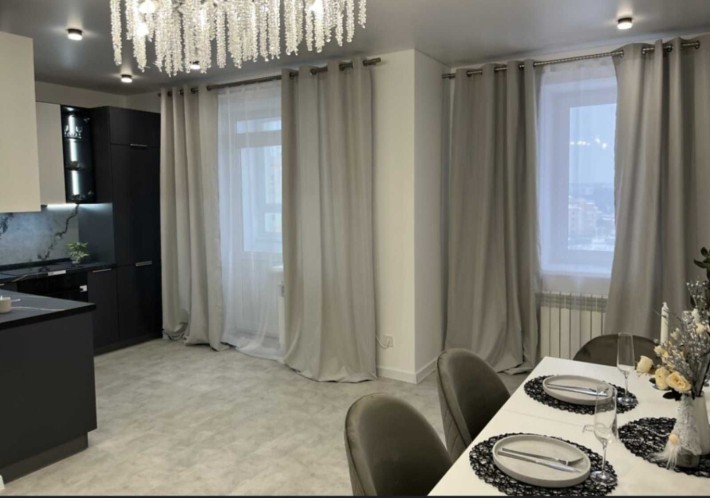 Продається 3 кімнатна квартира на Академічному 2154 - фото 1