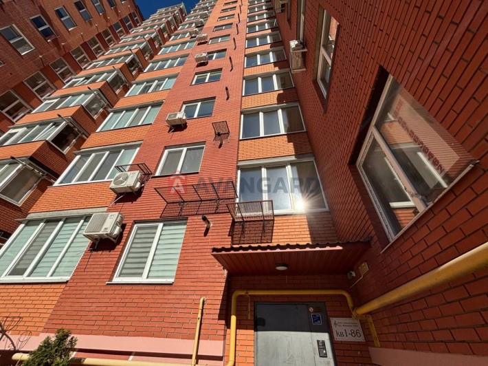 Видова квартира в центрі міста — ЖК “Симфонія”, панорама на Дніпро - фото 1