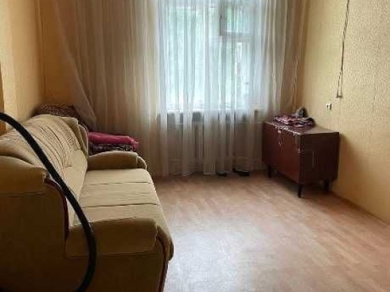 Продам 3-к квартиру (сталинка) ул. Приднепровская, 5 Днепр