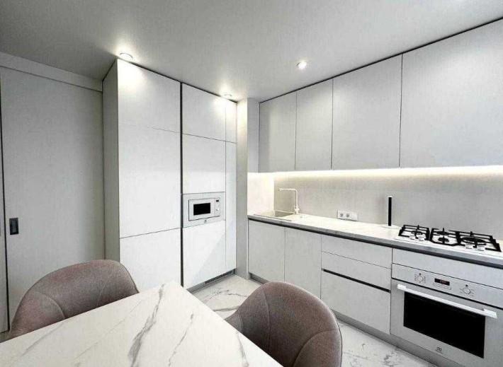 Продам 3кімн кв Перемога- 6 Сучасний ремонт, меблі, техніка - фото 1