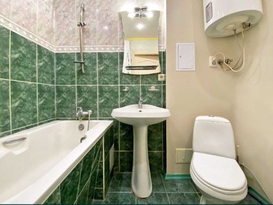 Продам СВОЮ 2-к квартиру 50,5 м на Р. Шухевича35 Дніпро