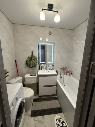 Двокімнатна квартира центр міста - фото 1