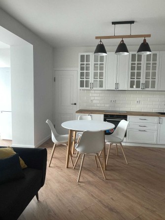 Продаж 1кк Вишенька .2-й поверх. 50кв.м.Ремонт.меблі.Документи готові. - фото 1