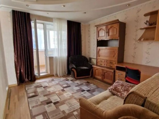 Продам 3х ком.квартиру на Красном Камне Днепр