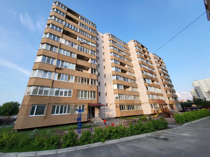 Преміальна квартира 139,4м2 у центрі міста - фото 1
