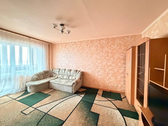 Продаж 1к 45м2 Ревуцького 44 метро Харківська 3хв Видова на озеро