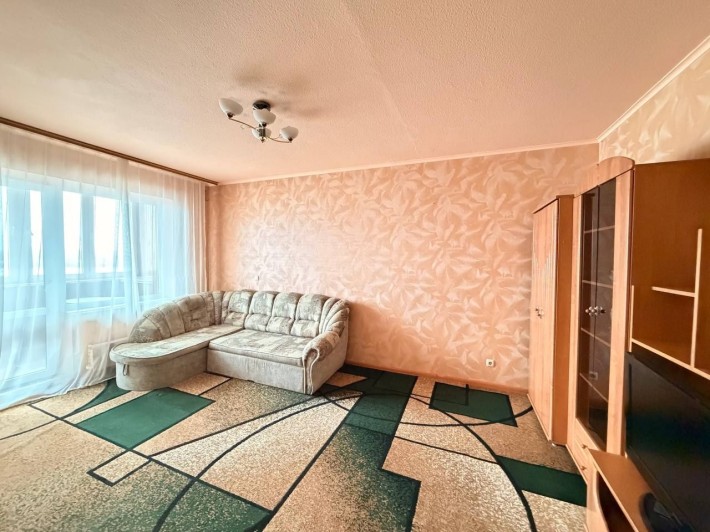 Продаж 1к 45м2 Ревуцького 44 метро Харківська 3хв Видова на озеро - фото 1