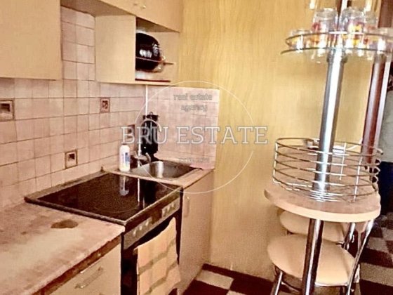 Продаж 1 к квартири початок Троєщини 38 м кв Держ програми  Так