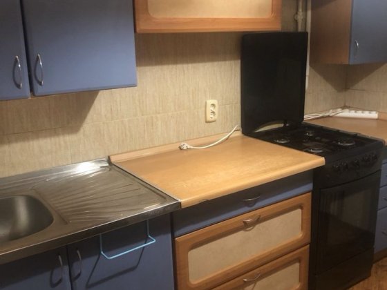 Продам 2 к кв. Деміївка, Пр. Науки 4