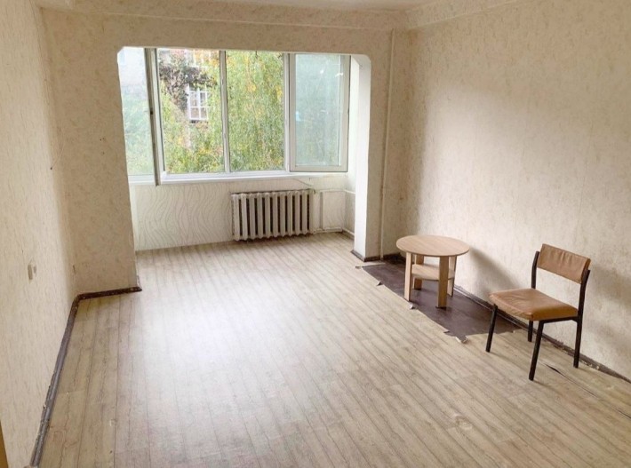 Продається 1-кім квартира на вул Автозаводська, 27 (Оболонь) - фото 1