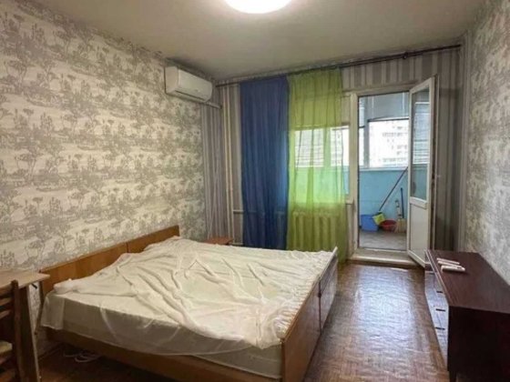 Продаж 2к квартири, вул. Драгоманова 14