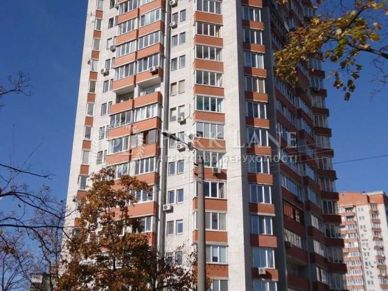 Продам 2 кімнатну квартру  Верховної Ради бул., 21а Дніпровський