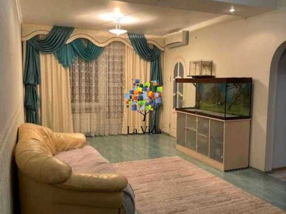 Продаж 3к квартири Лаврухіна 7 Київ