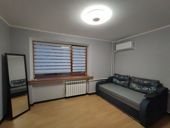 Продається 1 кім кв. Дарниця Киев