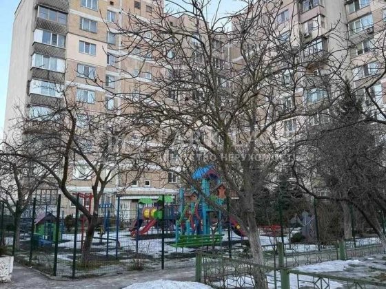 Продам 2к квартиру в Голосіївському районі. Ремонт. Газ. Своя котельня