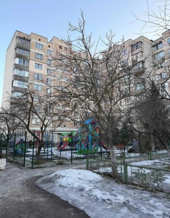 Продам 2к квартиру в Голосіївському районі. Ремонт. Газ. Своя котельня - фото 1