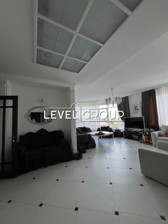 Продаж Князів Острозьких вул. (Московська) 3х кімнатної кв Печерськ - фото 1