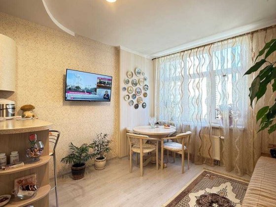 Продаж 2к Чавдар Патріотика Гмирі Позняки Осокорки Гришка Бажана