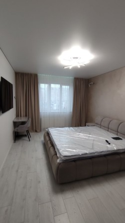 Продажа 1 -ой квартиры, Голосеевский р-н ,ул. Васильковская 37 г. - фото 1
