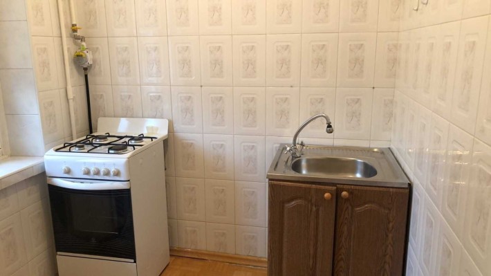 Оболонский проспект 16, метро Оболонь! - фото 1