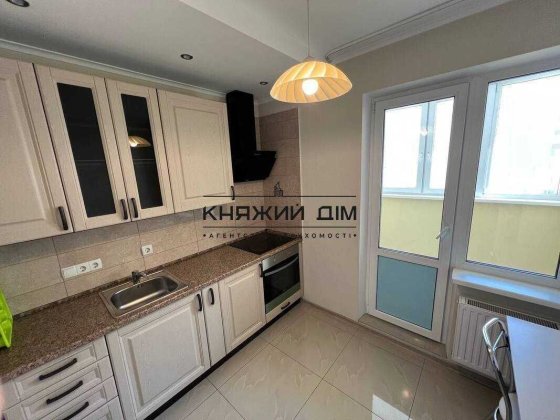 єГенератор Продаж 1к. квартира м. Осокорки 10хв. Код об'єкта 21145430