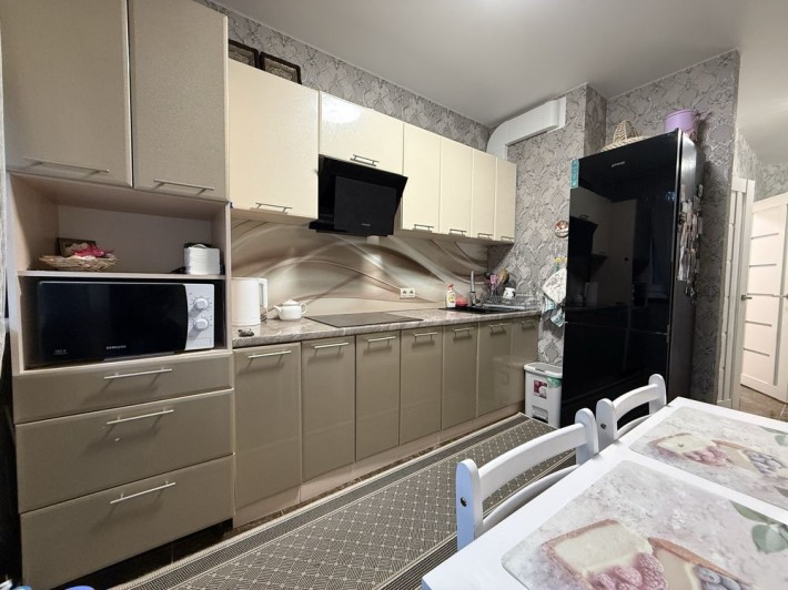 Продаж квартири 2 кім. вул.Світла 3Д корпус 6 - фото 1