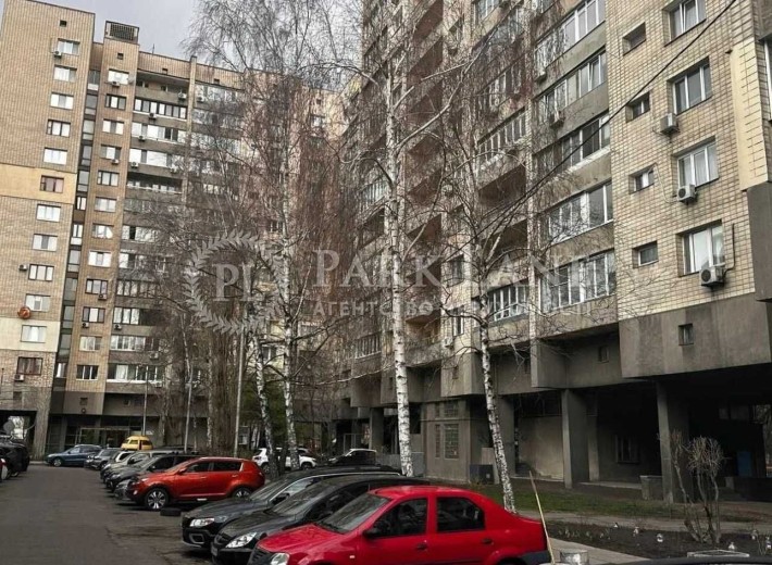 Продаж 3кім. Видова на Лавру.Омеляновича-Павленка 11 (Суворова). - фото 1