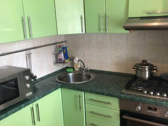 Однокімнатна своя проспект Миру 13 Без посередників з меблями і технік Київ