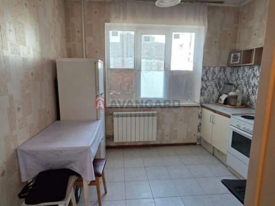 Продаж 1-к біля метро Теремки